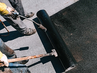 Кровельщик рулонных кровель